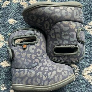 Great used condition - baby Bogs!